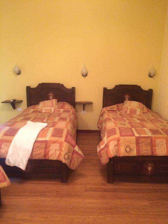 Hotel Catedral Quito Zimmer foto